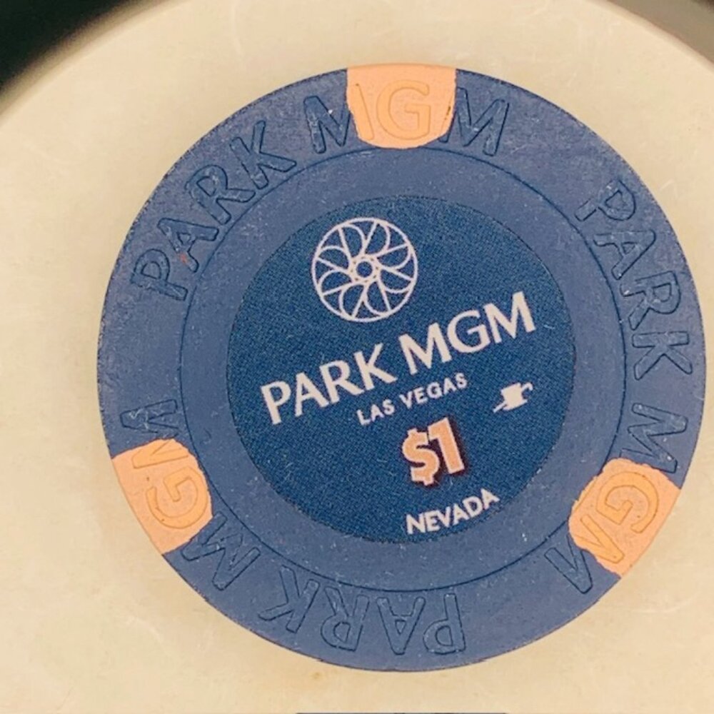 Park MGM 2018 Casino Chip Las Vegas $1 Lucky Gift Charm Coin Card Protector